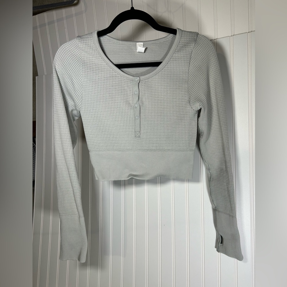 Offline by Aerie women’s long sleeve grey top size S in perfect condition - Picture 2 of 10